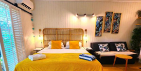 Deluxe Private Apartment- In Ramada Resort - Full Kitchen -